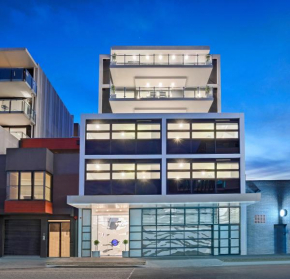 The Hamptons Apartments - Port Melbourne, Melbourne